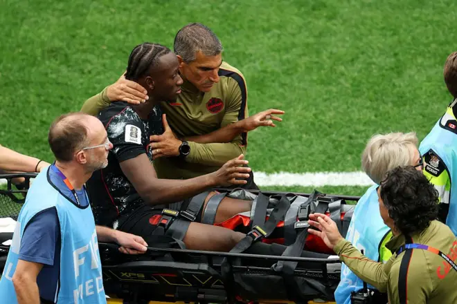 FIFA WC: கனடா பெருவெற்றி - கத்தார் 9 வீரர்களுடன் ஆட வேண்டிய நிலை ஏற்பட்டது ஏன்? 