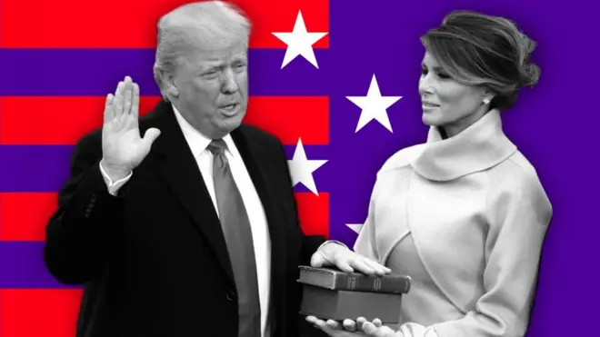 Donald Trump'ın 2017'deki yemin töreninden bir görsel. Trump yemin ederken eşi Malenia Trump elini bastığı İncil'i tutuyor.