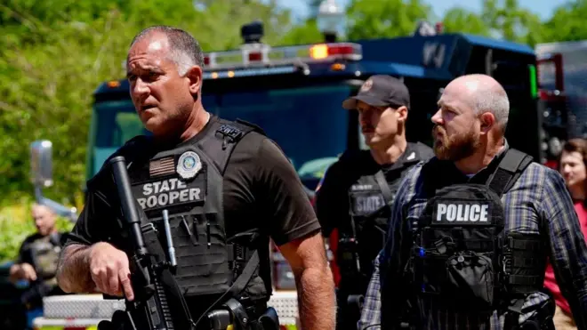 Полицейские