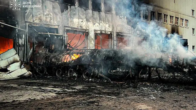 Один из логистических центров, атакованный в Киевской области