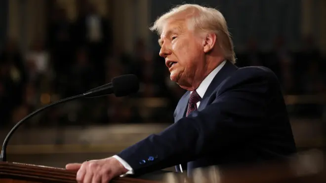 الرئيس الأمريكي دونالد ترامب.