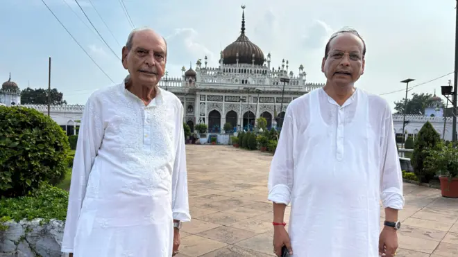 नवाबांच्या वंशजांना आजही मिळतं 1 ते 10 रुपयांचं पेन्शन