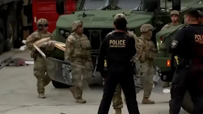 ပြည်စောင့်တပ် အယောက် နှစ်ထောင် LA မှာ နေရာချ