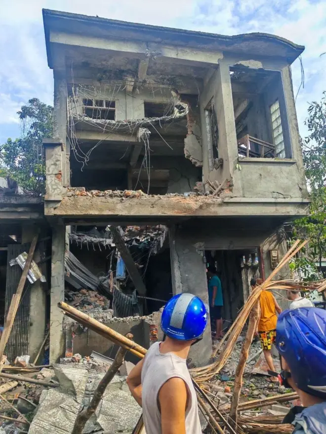 ဇွန် ၁၇ ရက်က လေကြောင်းတိုက်ခိုက်ခံခဲ့ရတဲ့ ကျောက်တော်မြို့တစ်နေရာ