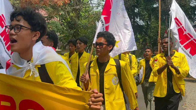 Front Mahasiswa Nasional (FMN), Bundaran HI, BEM UI
