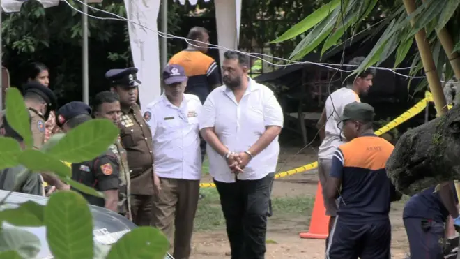 'ලොකු අයියා' හෙවත් ඉසුරු අනුෂ්ක නමැති පුද්ගලයා පොලිසිය විසින් අත්අඩංගුවට ගෙන ඇත.
