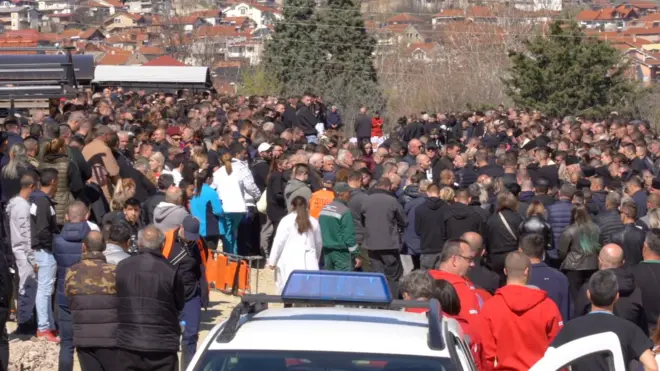 Tužan dan u Severnoj Makedoniji: Sahranjeni poginuli u požaru u Kočanima