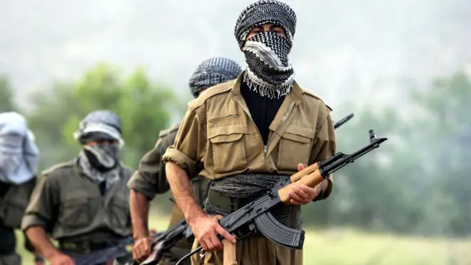 مقاتلون أكراد من حزب العمال الكردستاني شمال العراق 