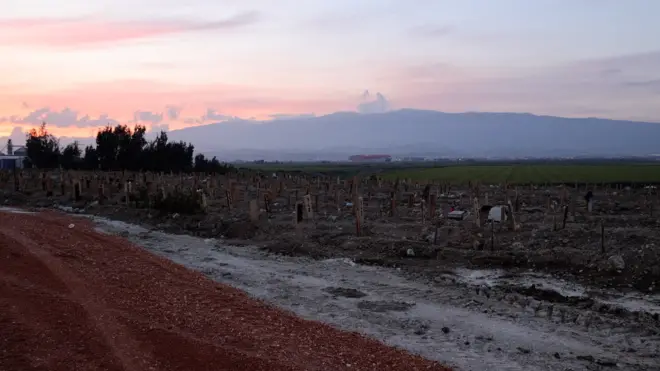 Narlıca Mezarlığı 