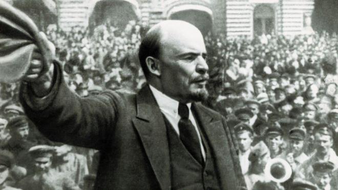 Lenin, en uno de sus discursos