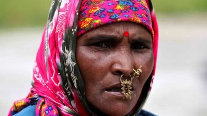 కాళీ దేవి వంటి నేపాల్ నుంచి భారత్‌కు వలస వచ్చిన కార్మికులు నిర్మాణ రంగంలో పని చేస్తుంటారు