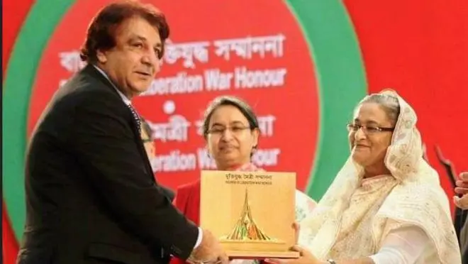 آصف شاکر سنہ 1971 میں نیپ سے وابستہ تھے