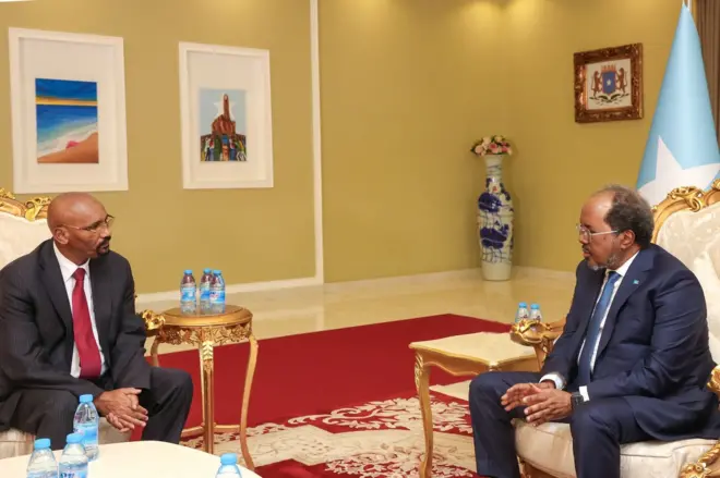 አምባሳደሩ ከፕሬዝዳንቱ ጋር 