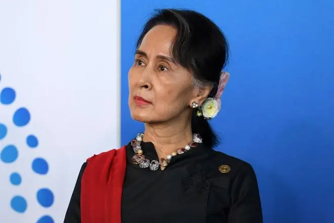 ၂၀၁၈ ခုနှစ်တုန်းက သြစတြေးလျမှာပြုလုပ်တဲ့ အာဆီယံ - သြစတြေးလျ ဆွေးနွေးပွဲမှာ မြင်ရတဲ့ နိုင်ငံတော်အတိုင်ပင်ခံပုဂ္ဂိုလ် ဒေါ်အောင်ဆန်းစုကြည်