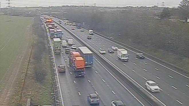 M50 crash Man dies as drivers trapped for six hours BBC News