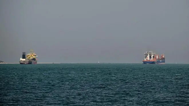 இந்தியக் கொடியை ஏந்திய இரண்டு கப்பல்கள் ஹோர்முஸ் நீரிணையைக் கடக்க முடிந்தது (சித்தரிப்புப் படம்)