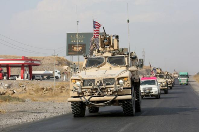 قافلة عسكرية أمريكية تمر بمدينة أربيل بعد انسحابها من سوريا عام 2019