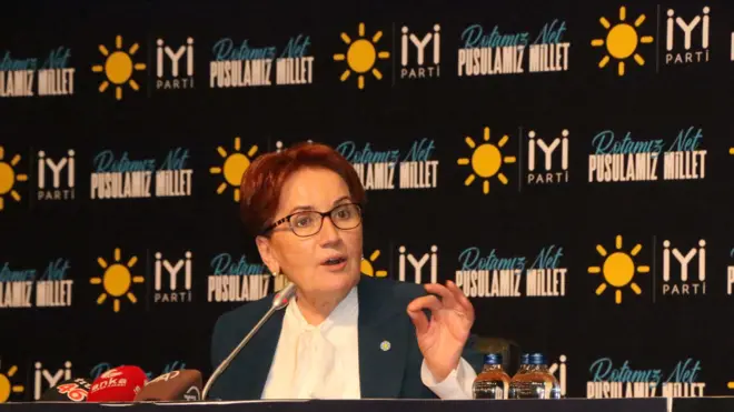 Akşener