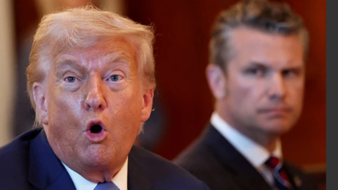 डोनाल्ड ट्रंप