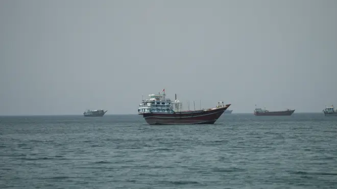 تنگه هرمز
