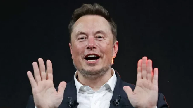 एलन मस्क 