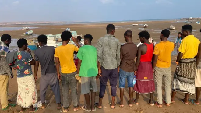 ወደ የመን ለመሻገር በርካታ ኢትዮጵያውያን ስደተኞች የሚጠባበቁበት የኦቦክ የባሕር ዳርቻ