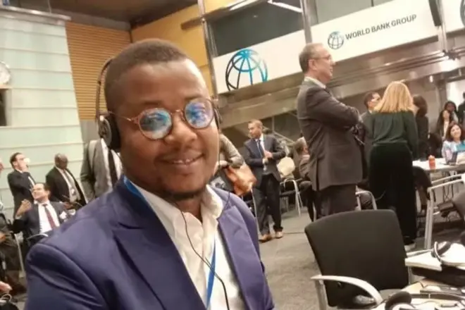 Hugues Comlan Sossoukpè, directeur du journal en ligne "Olofofo"