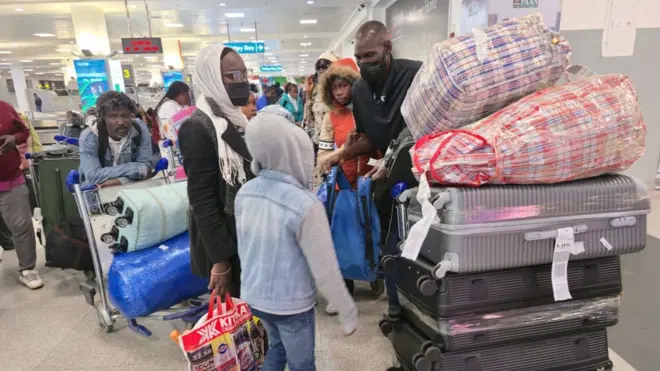 Nigerians returning from South Africa