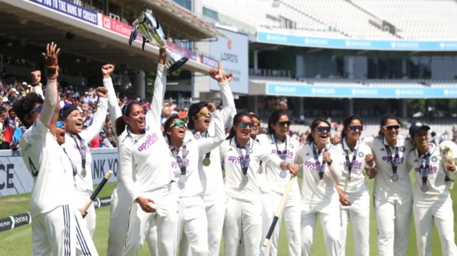 महिला क्रिकेट टीम लॉर्टज टेस्ट विजेता