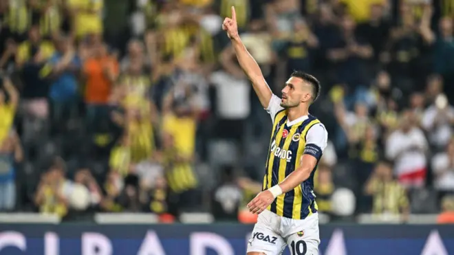 Eski Twente futbolcularından Tadic