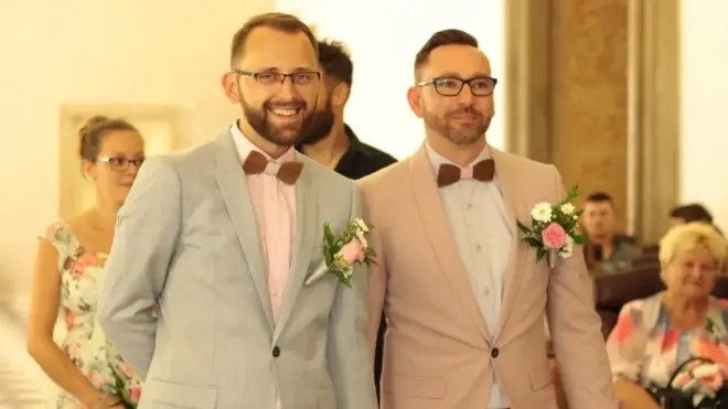 Ondrej (esq.) e Jiri Vedralcupons da estrela betseu casamento