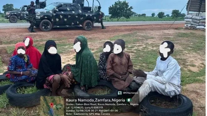 Meje lara awọn ọmọde ti awọn ologun gba kalẹ lọwọ agbesunmọmi to ji wọn gbe naa ree 