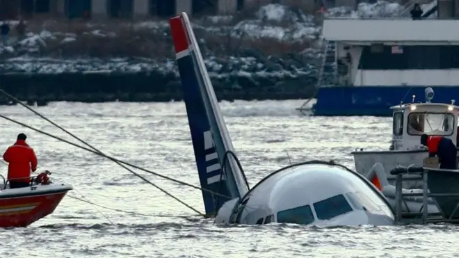మిరాకిల్ ఆన్ ది హడ్సన్, విమాన ప్రమాదం