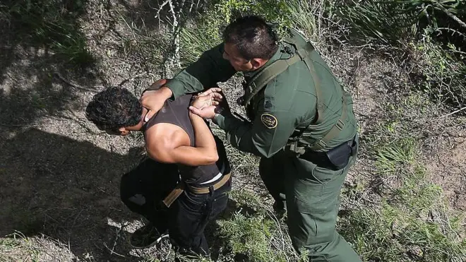 Migrante detenido