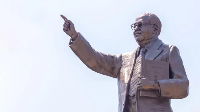 అంబేడ్కర్ 