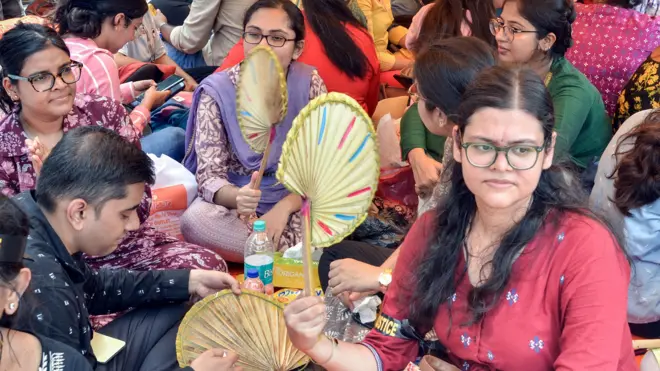 कोलकाता में डॉक्टरों का प्रदर्शन