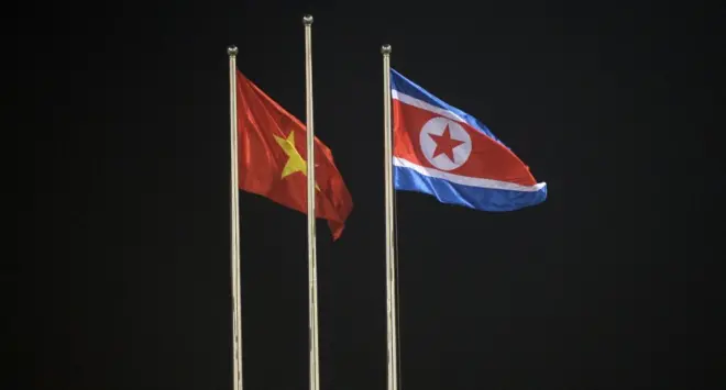 Cờ Việt Nam - Triều Tiên