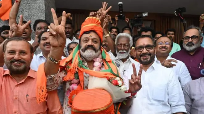 గోపి సురేష్