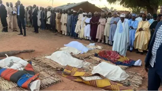 Aworan awọn oku atawọn araalu 