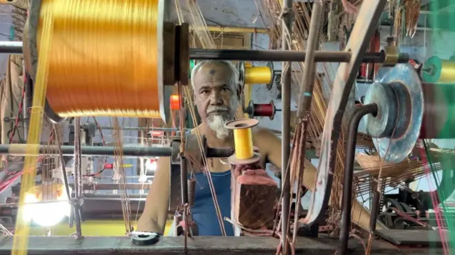 मालेगावातील यंत्रमाग. 