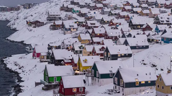 بیشتر ساکنان گرینلند با درخواست آقای ترامپ برای تصرف یا خریدن جزیره‌شان مخالفند