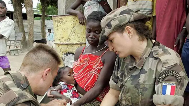 የፈረንሳይ ወታደሮች በአይቮሪ ኮስት