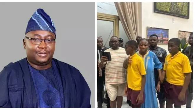 Minisita tẹlẹ fun ọrọ ina mọnamọna lorilẹede Naijiria; Adebayo Adelabu ree lapa osi,  aworan apa ọtun ṣafihan rẹ pẹlu aburo rẹ; Olaide Busayo Adegoke John-Paul atawọn ibeji obinrin naa ti wọn ji gbe lọjọ kẹta oṣu Kẹfa ọdun 2026. Nigba ti wọn de pada ni won ya aworan yii nile Adelabu.