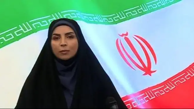 महिला एंकर