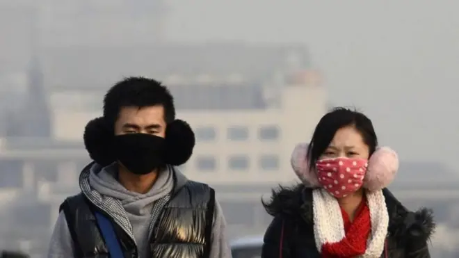 2013లో, బీజింగ్ సహా చైనాలోని అనేక నగరాల్లో శీతాకాలంలో పొగమంచు కప్పేసేది