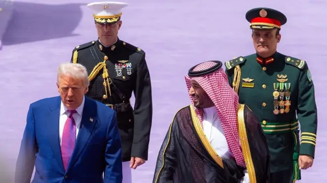 سعودی عرب میں ٹرمپ 