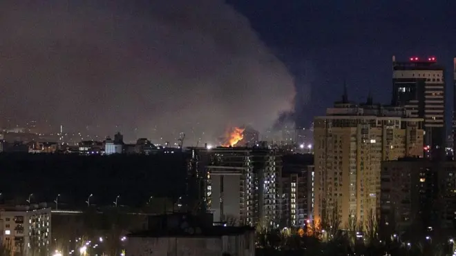 دود و آتش درکی‌یف