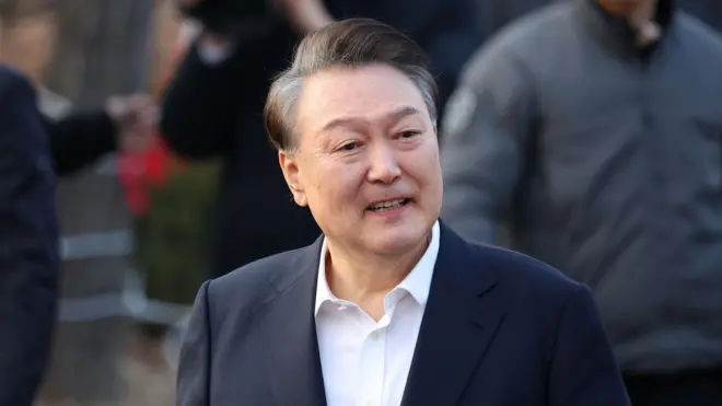 서울구치소를 나서는 윤석열 대통령