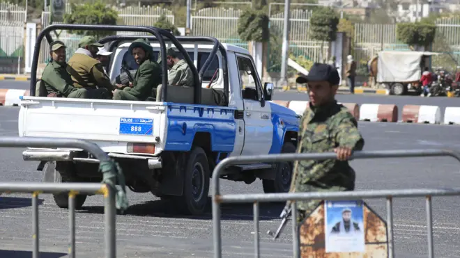 الحوثيون يحتجزون موظفي الأمم المتحدة في صنعاء، اليمن – 25 يناير/كانون الثاني 2025