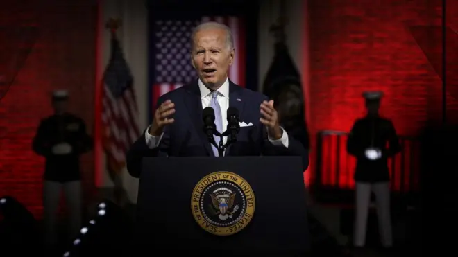 Biden, ABD Anayasası’nın yazıldığı Philadelphia’da konuştu.